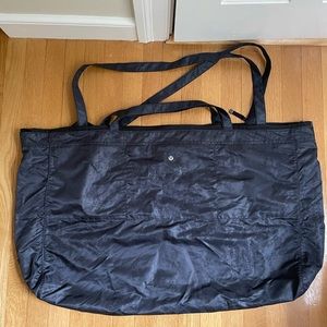 Lululemon yoga bag